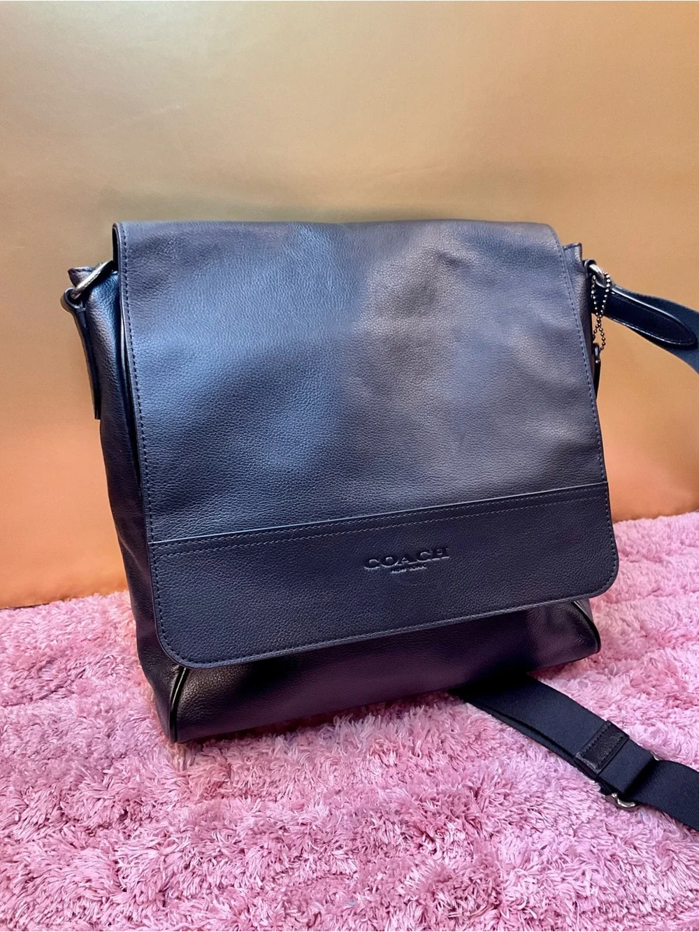 Coach Black Leather Men's Messenger Bag with Adjustable Strap